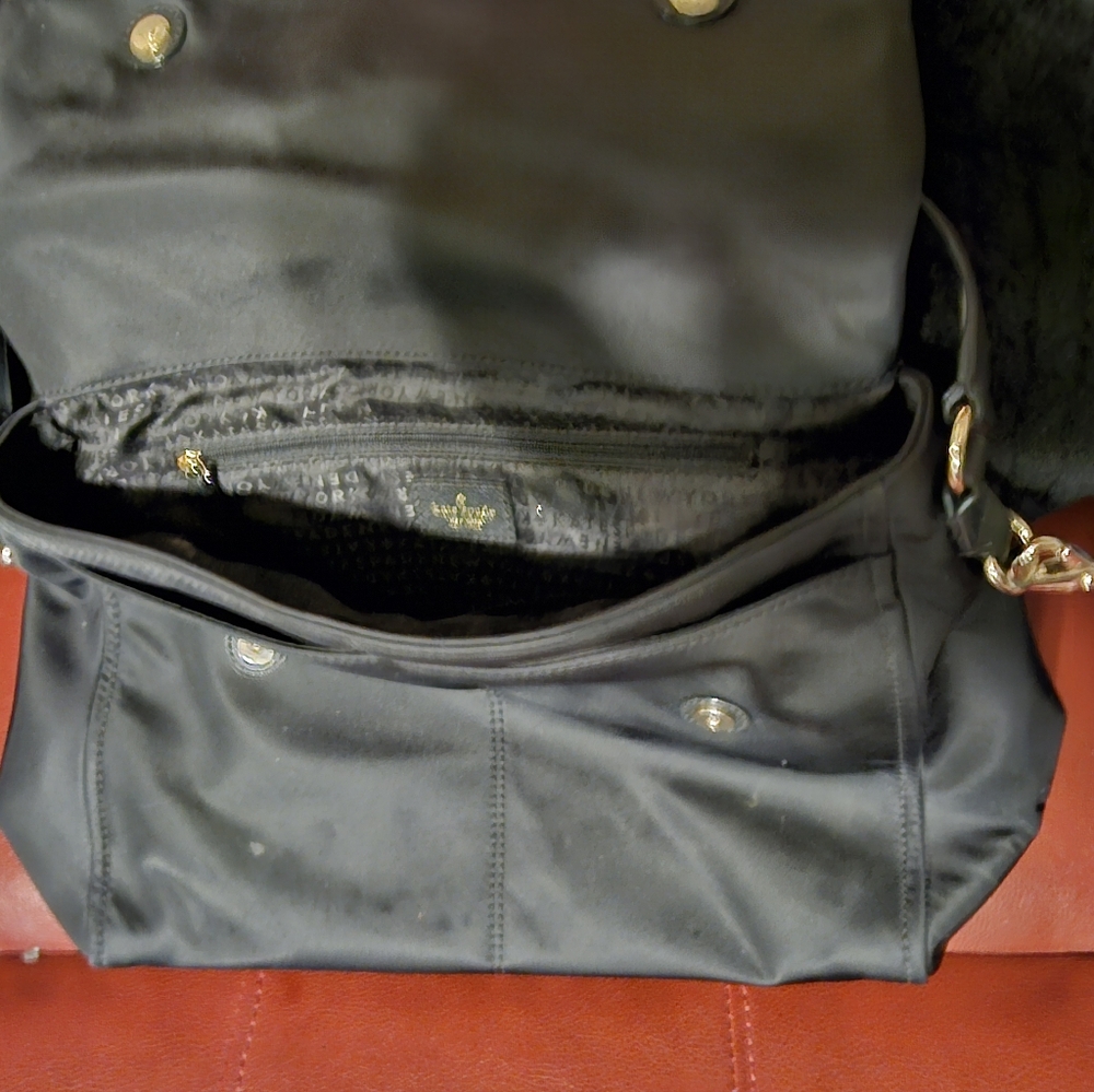 Kate Spade Purse - Picture 7 of 9